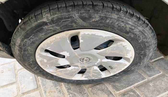 2018 Maruti Celerio VXI (O) CNG, CNG, Manual, 1,64,345 km, tyre