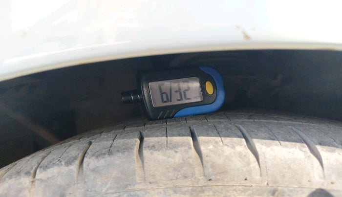 2018 Ford Figo Aspire TITANIUM 1.2 PETROL, Petrol, Manual, 34,034 km, tyre