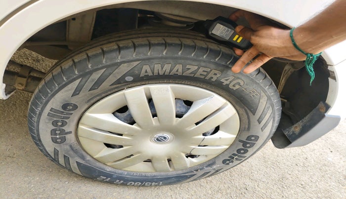 2015 Maruti Alto 800 LXI, Petrol, Manual, 47,807 km, tyre