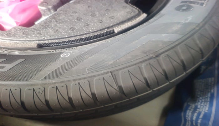 2022 Toyota URBAN CRUISER PREMIUM GRADE MT, Petrol, Manual, 57,821 km, tyre