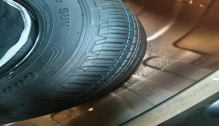 2025 Tata Curvv Accomplished S 1.2 Petrol 7DCA, Petrol, Automatic, 7,590 km, tyre