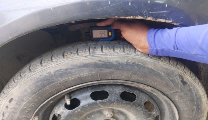 2011 Ford Figo ZXI 1.2 PETROL, Petrol, Manual, 76,921 km, tyre