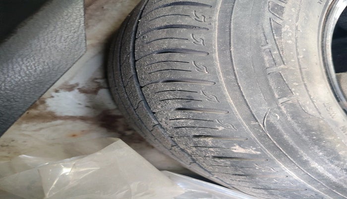 2020 Maruti Vitara Brezza VXI, Petrol, Manual, 49,728 km, tyre