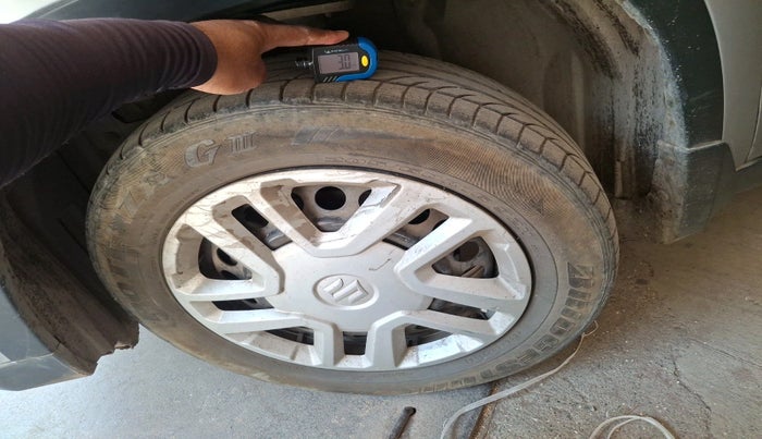 2016 Maruti Vitara Brezza VDI (O), Diesel, Manual, 1,49,673 km, tyre