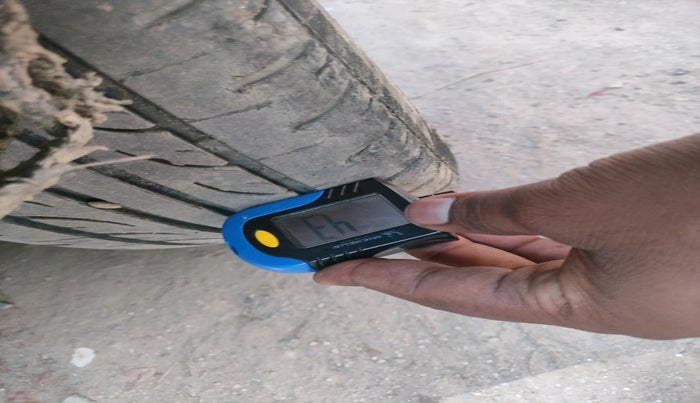 2016 Tata Bolt XE QUADRAJET, Diesel, Manual, 1,68,910 km, tyre