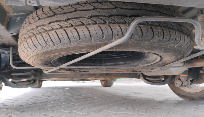 2025 Toyota INNOVA HYCROSS VX HYBRID 8 STR, Hybrid, Automatic, 29,856 km, tyre