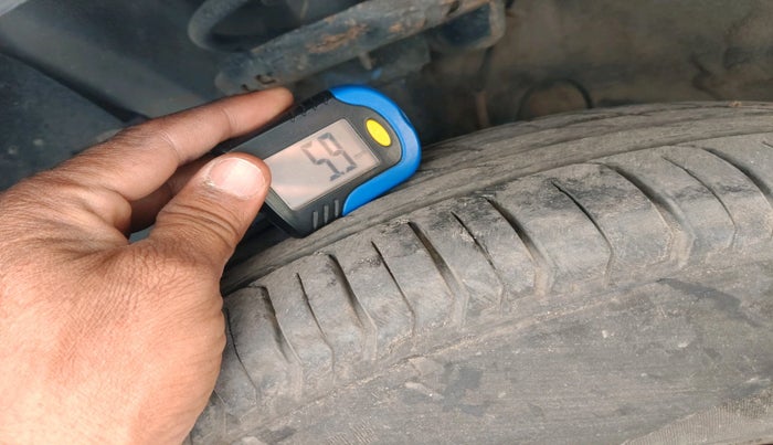 2022 Hyundai VENUE S+ 1.2, Petrol, Manual, 62,374 km, tyre