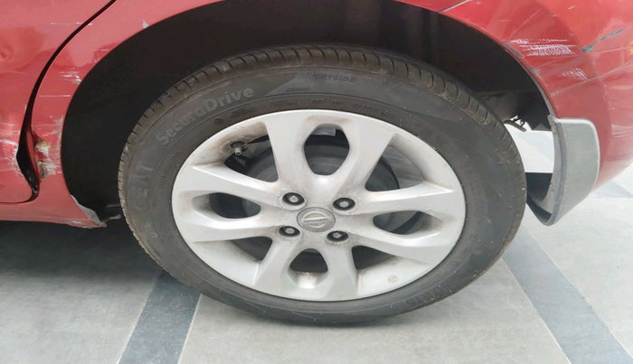 2017 Nissan Micra XV CVT, Petrol, Automatic, 82,560 km, tyre