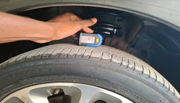 2015 Fiat Avventura EMOTION MULTIJET 1.3, Diesel, Manual, 68,691 km, tyre