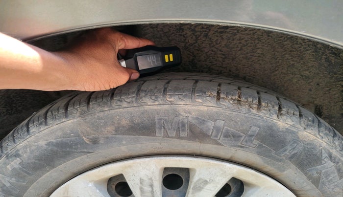 2016 Maruti Swift Dzire VDI (O), Diesel, Manual, 1,29,335 km, tyre