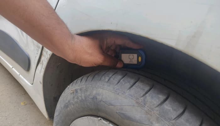2018 Hyundai Xcent E, CNG, Manual, 96,307 km, tyre