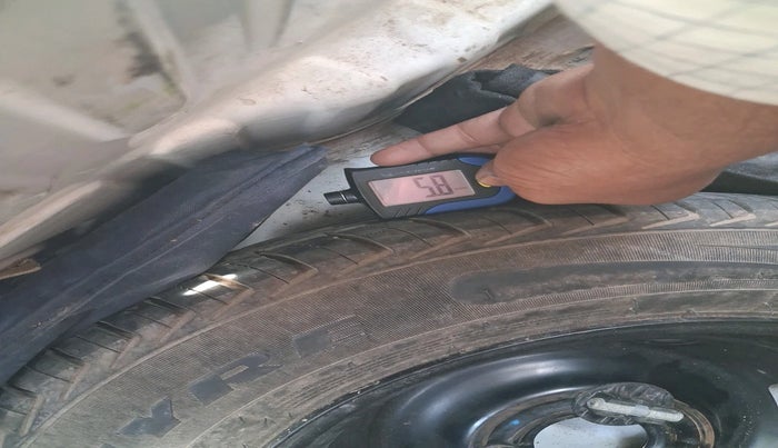 2018 Renault Kwid RXL, Petrol, Manual, 25,365 km, tyre