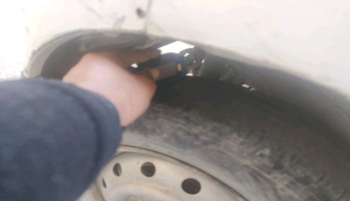 2014 Maruti Wagon R 1.0 LXI, Petrol, Manual, 1,02,328 km, tyre