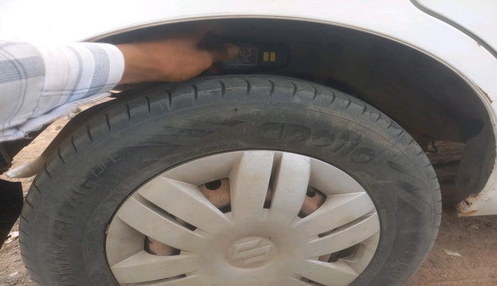 2016 Maruti Alto 800 LXI, Petrol, Manual, 1,30,728 km, tyre