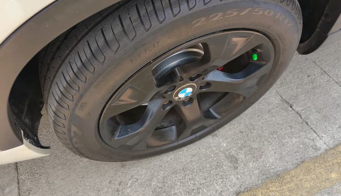 2011 BMW X1 sDrive20d, Diesel, Automatic, 1,16,403 km, tyre