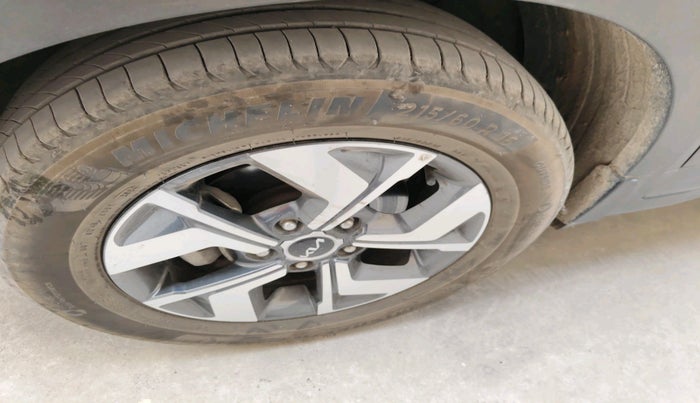 2021 KIA SONET HTX 1.5, Diesel, Manual, 68,993 km, tyre