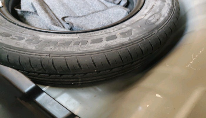 2021 KIA SONET HTX 1.5, Diesel, Manual, 68,993 km, tyre