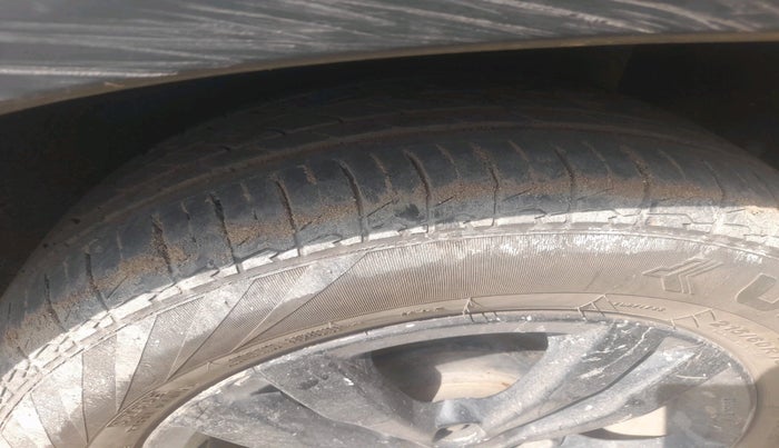 2020 Maruti Vitara Brezza ZDI PLUS, Diesel, Manual, 1,12,590 km, tyre