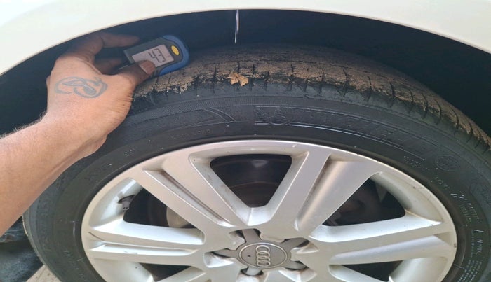 2012 Audi A4 2.0 TDI S LINE, Diesel, Automatic, 85,967 km, tyre