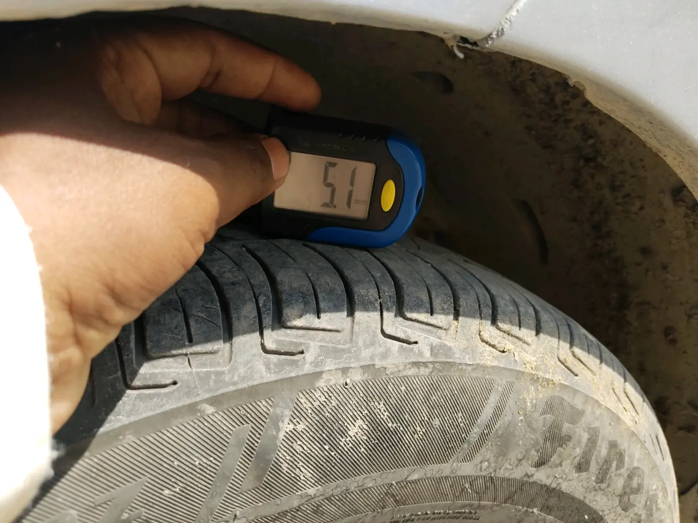 2021 Maruti Dzire VXI, Petrol, Manual, 1,27,451 km, tyre