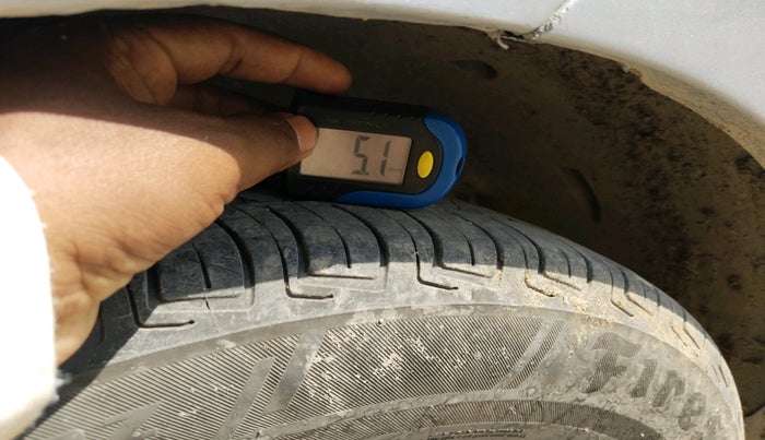 2021 Maruti Dzire VXI, Petrol, Manual, 1,27,451 km, tyre