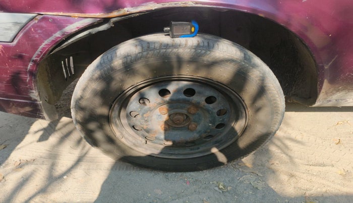 2006 Ford Ikon 1.3 FLAIR PETROL, Petrol, Manual, 71,413 km, tyre