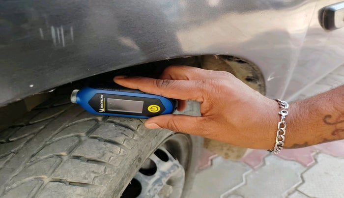 2015 Maruti Alto 800 VXI, Petrol, Manual, 1,785 km, tyre