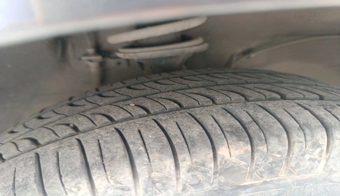 2020 Maruti Alto VXI, Petrol, Manual, 68,543 km, tyre