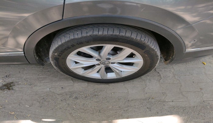 2019 Volkswagen TIGUAN ALL SPACE 2.0 TSI, Petrol, Automatic, 54,867 km, tyre