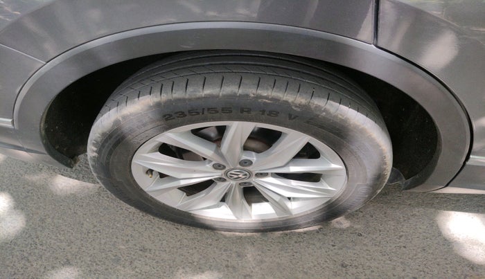 2019 Volkswagen TIGUAN ALL SPACE 2.0 TSI, Petrol, Automatic, 54,867 km, tyre