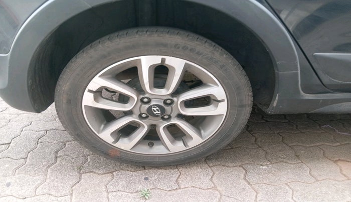 2015 Hyundai i20 Active 1.2 S, Petrol, Manual, 50,541 km, tyre