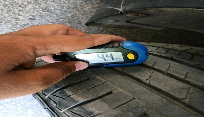 2016 Hyundai Creta SX PLUS AT 1.6 PETROL, Petrol, Automatic, 72,227 km, tyre