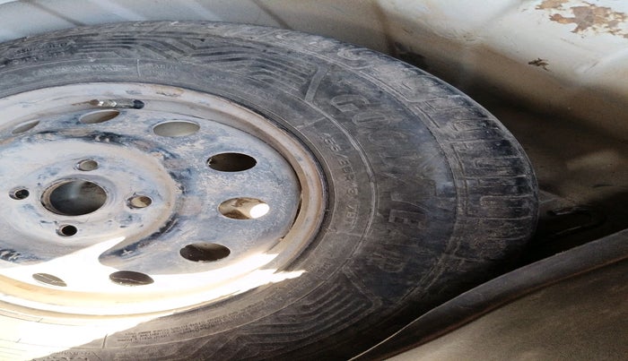 2013 Hyundai i10 MAGNA 1.2, Petrol, Manual, 71,539 km, tyre