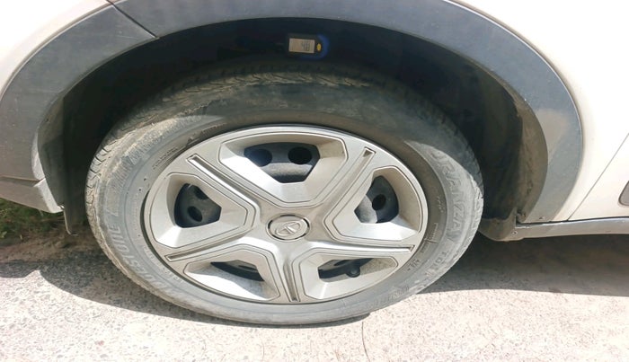 2021 Tata NEXON XM SUNROOF PETROL, Petrol, Manual, 1,42,593 km, tyre