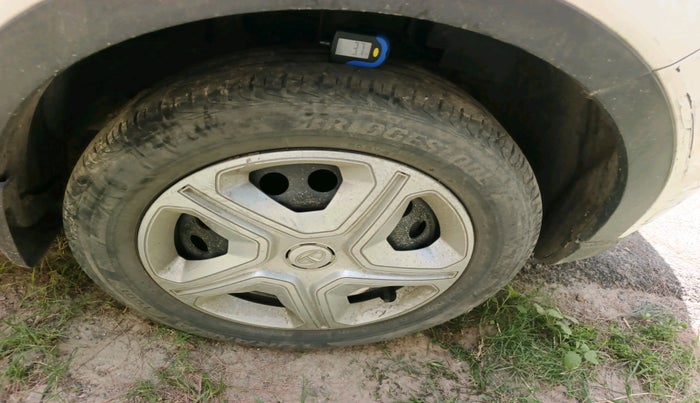 2021 Tata NEXON XM SUNROOF PETROL, Petrol, Manual, 1,42,593 km, tyre