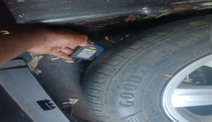 2008 Maruti Swift Dzire ZXI 1.3, Petrol, Manual, 99,882 km, tyre