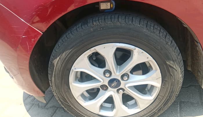 2015 Ford Figo Aspire TITANIUM1.5 DIESEL, Diesel, Manual, 93,089 km, tyre