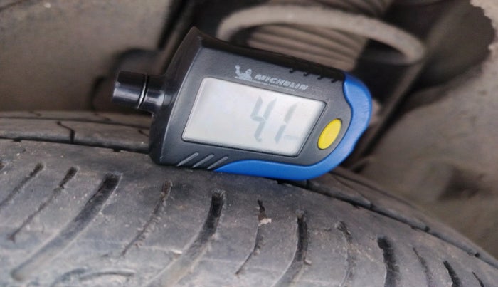 2019 Tata Tiago XZ PLUS PETROL, Petrol, Manual, 84,985 km, tyre