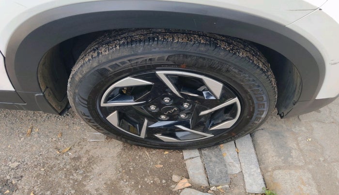 2024 KIA SONET HTK (O) 1.5 Diesel MT, Diesel, Manual, 66,201 km, tyre