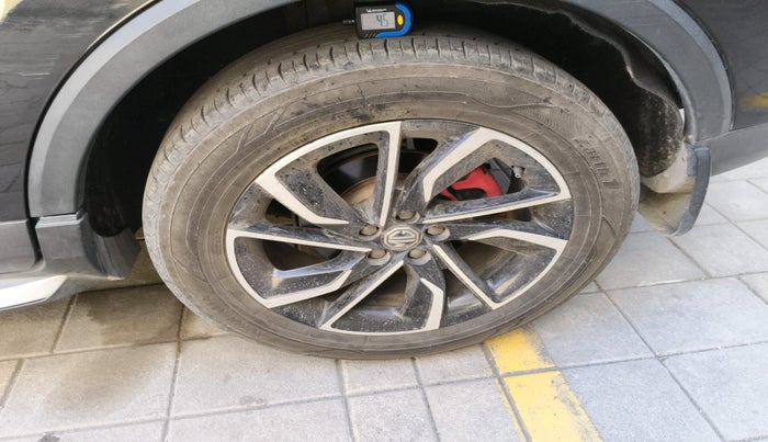 2021 MG ASTOR SAVVY 1.3 TURBO AT S RED, Petrol, Automatic, 55,508 km, tyre