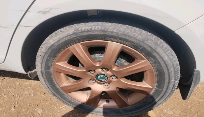 2012 Skoda Fabia AMBITION PLUS 1.2 TDI CR, Diesel, Manual, 1,27,500 km, tyre