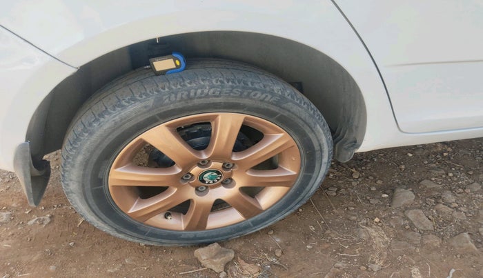 2012 Skoda Fabia AMBITION PLUS 1.2 TDI CR, Diesel, Manual, 1,27,500 km, tyre