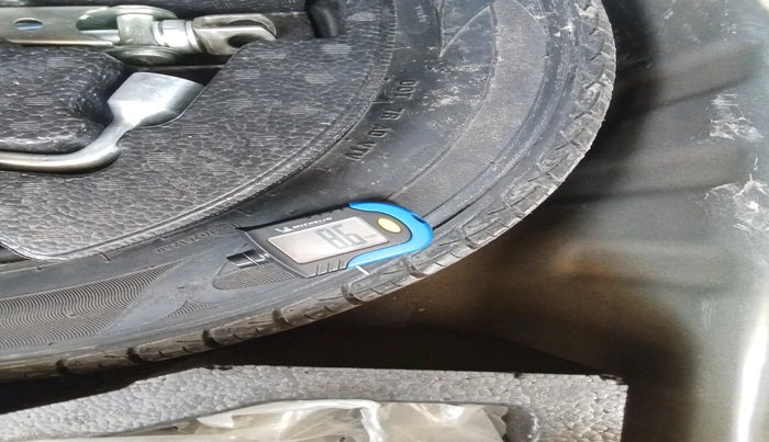 2017 Maruti Ciaz ZETA DIESEL 1.3, Diesel, Manual, 31,103 km, tyre