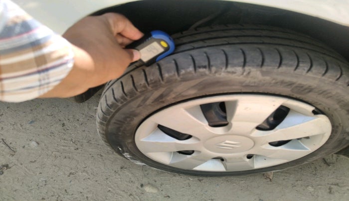 2015 Maruti Alto K10 VXI, Petrol, Manual, 99,255 km, tyre