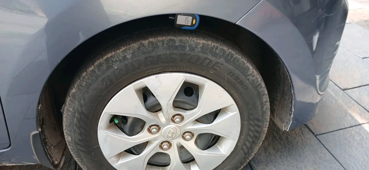 2014 Hyundai Xcent S 1.2, Petrol, Manual, 75,068 km, tyre