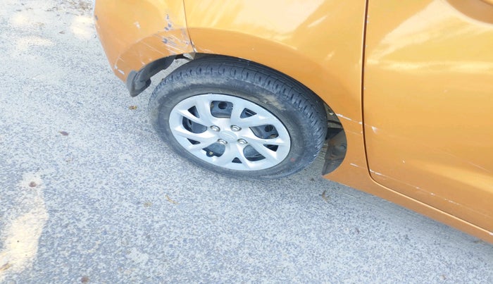 2017 Hyundai Grand i10 SPORTZ 1.2 KAPPA VTVT, Petrol, Manual, 67,908 km, tyre