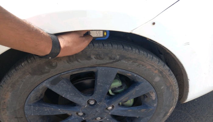 2011 Hyundai Verna FLUIDIC 1.6 CRDI SX AT, Diesel, Automatic, 1,46,102 km, tyre