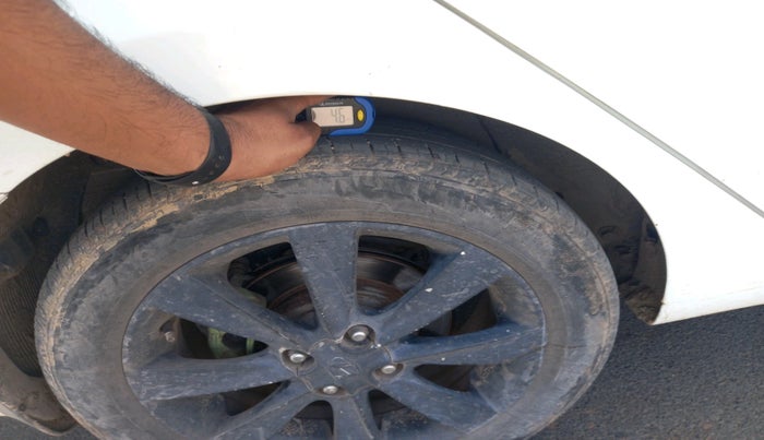 2011 Hyundai Verna FLUIDIC 1.6 CRDI SX AT, Diesel, Automatic, 1,46,102 km, tyre