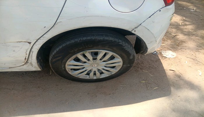 2018 Maruti Swift VXI, CNG, Manual, 1,37,939 km, tyre