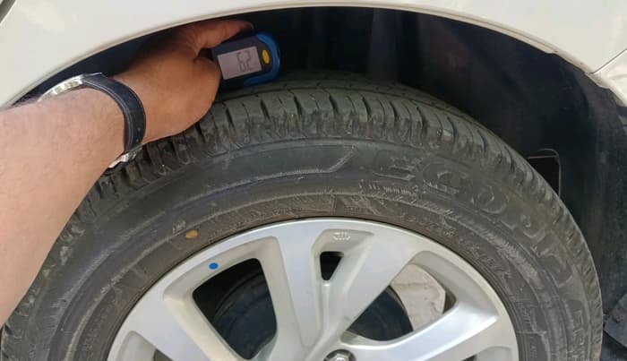 2025 Maruti Swift ZXi, Petrol, Manual, 16,965 km, tyre